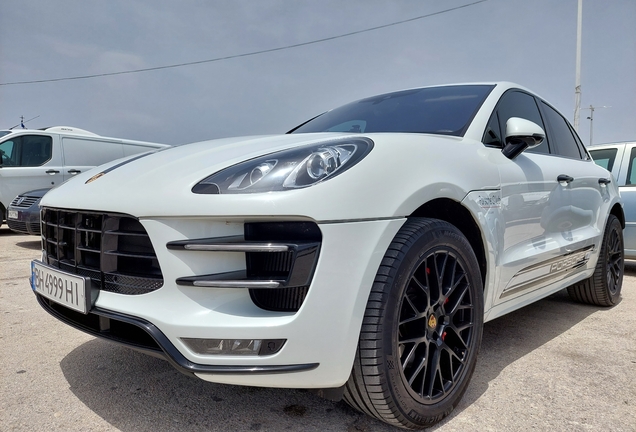 Porsche 95B Macan Turbo