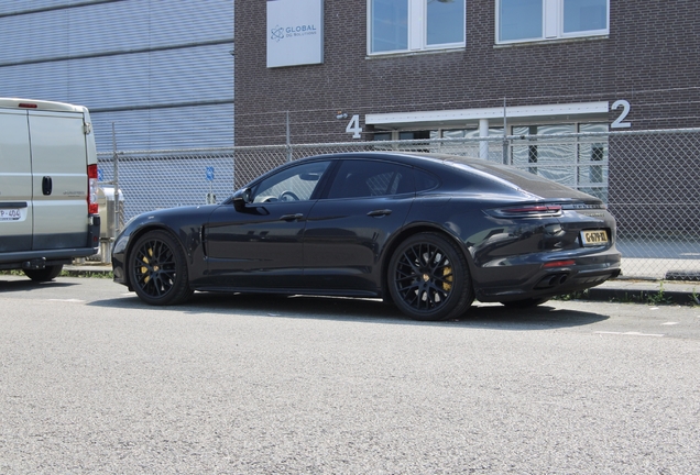 Porsche 971 Panamera Turbo S E-Hybrid