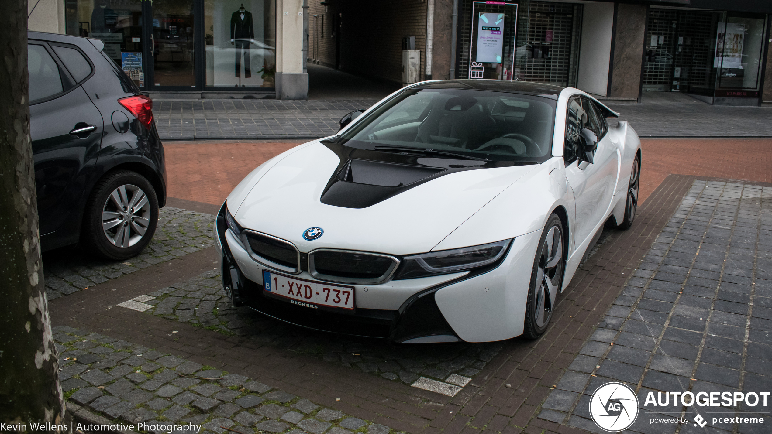 BMW i8