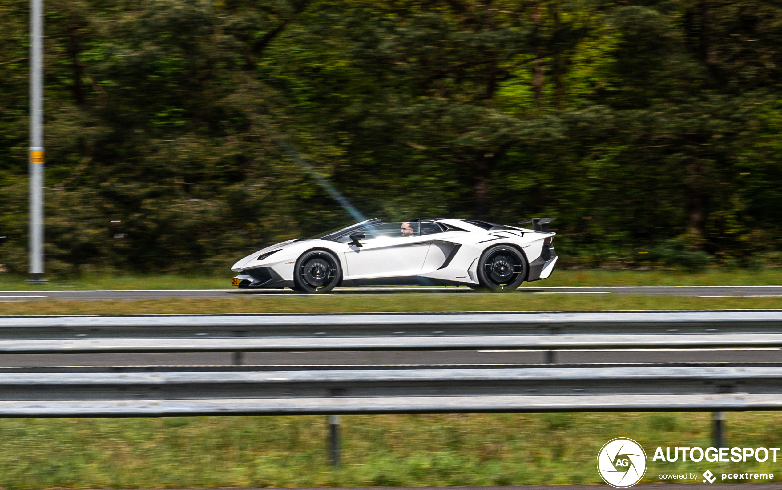 Lamborghini Aventador LP750-4 SuperVeloce Roadster