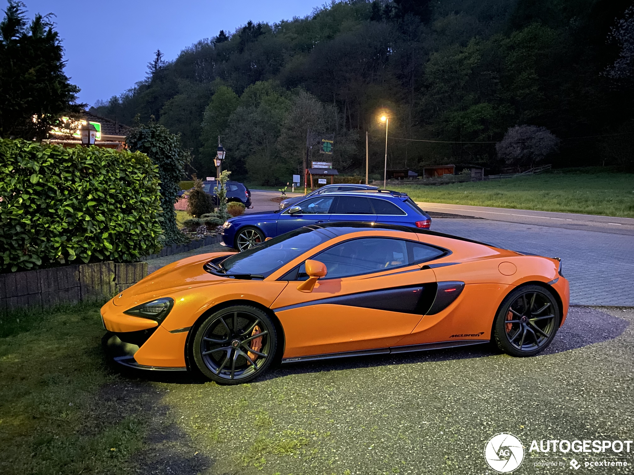 McLaren 570GT