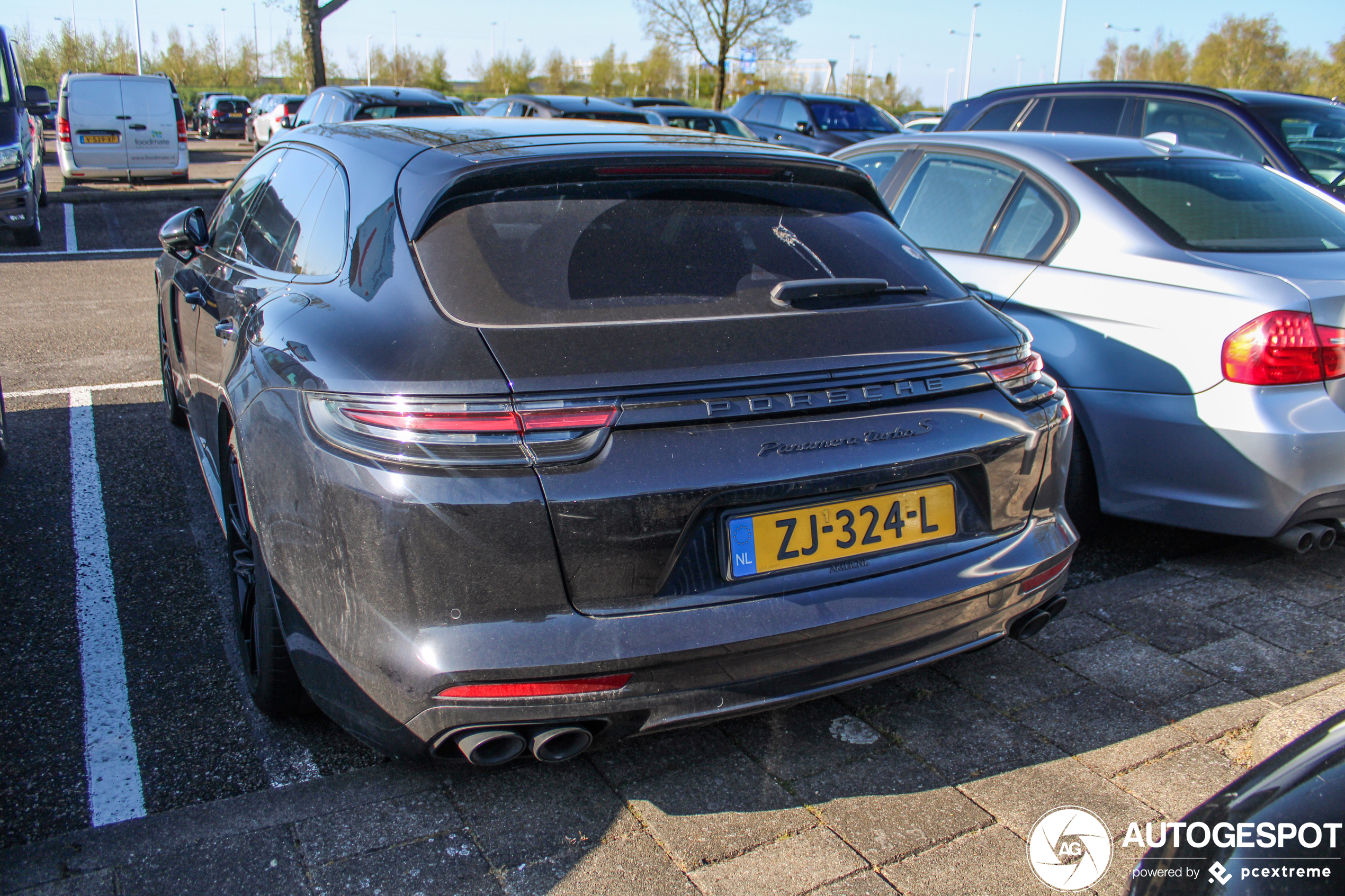 Porsche 971 Panamera Turbo S E-Hybrid Sport Turismo