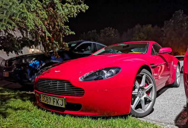 Aston Martin V8 Vantage