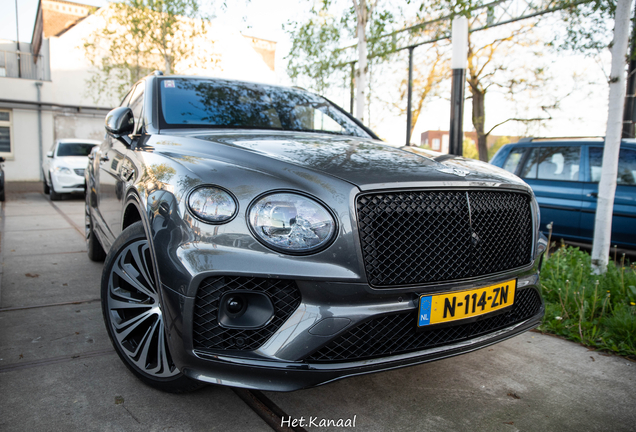 Bentley Bentayga Hybrid 2021