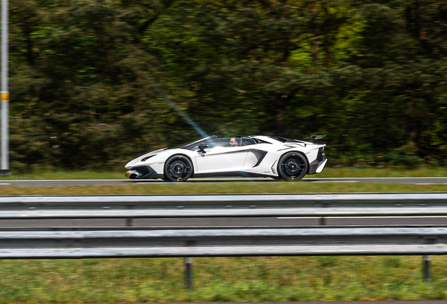 Lamborghini Aventador LP750-4 SuperVeloce Roadster