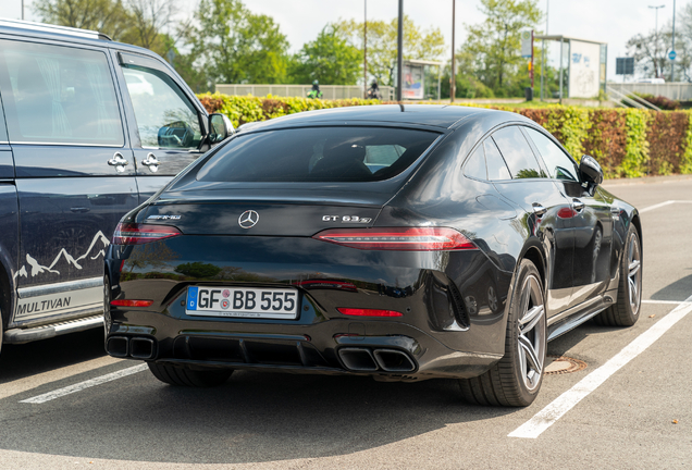 Mercedes-AMG GT 63 S X290