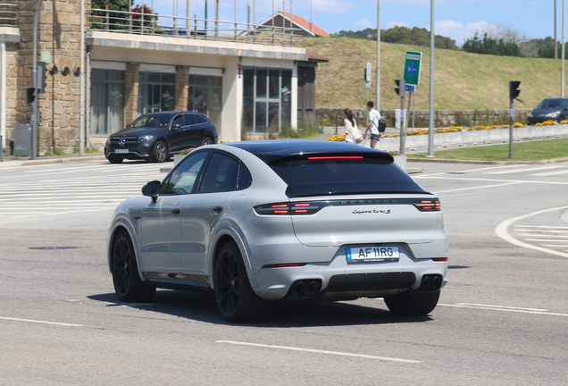 Porsche Cayenne Coupé Turbo S E-Hybrid