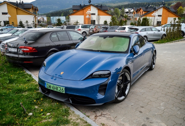 Porsche Taycan Turbo