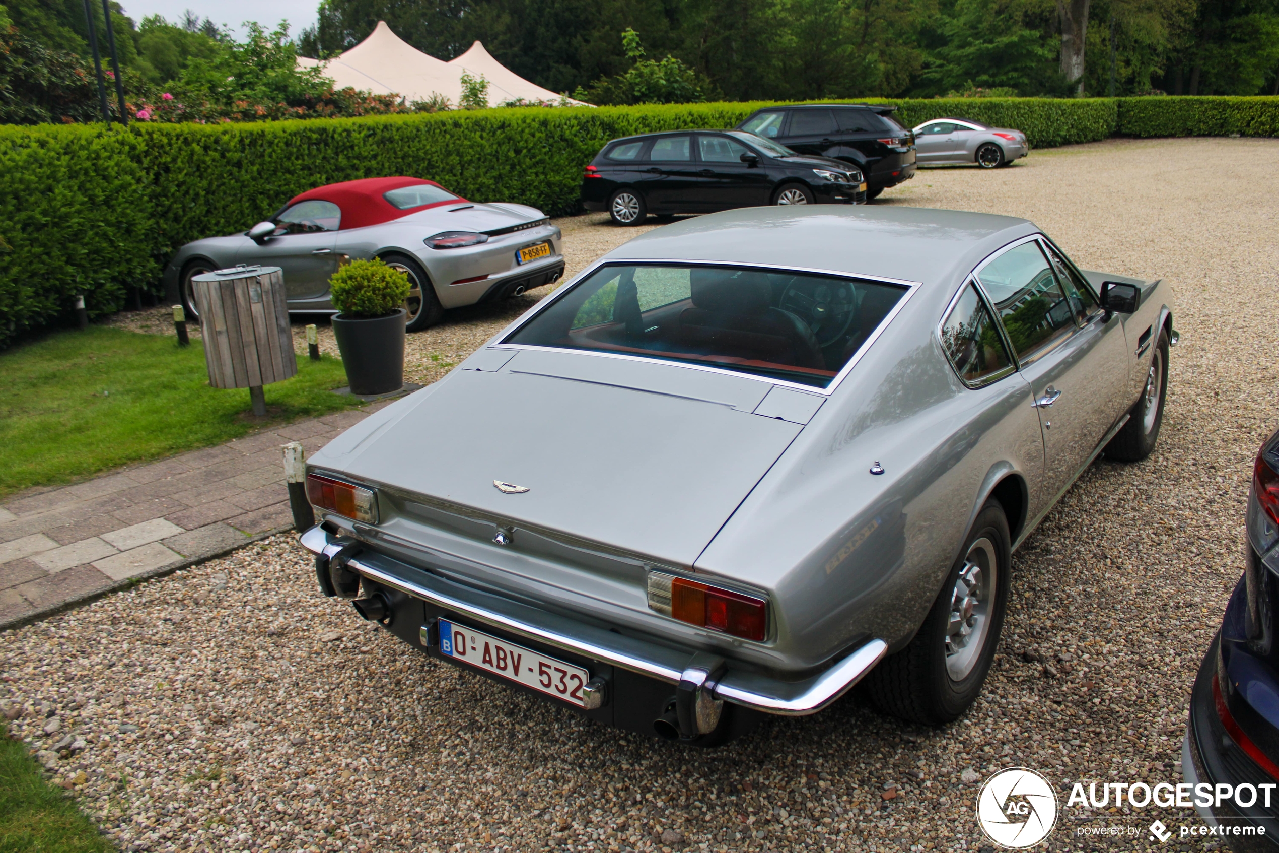 Aston Martin DBS V8 1969 - 1972