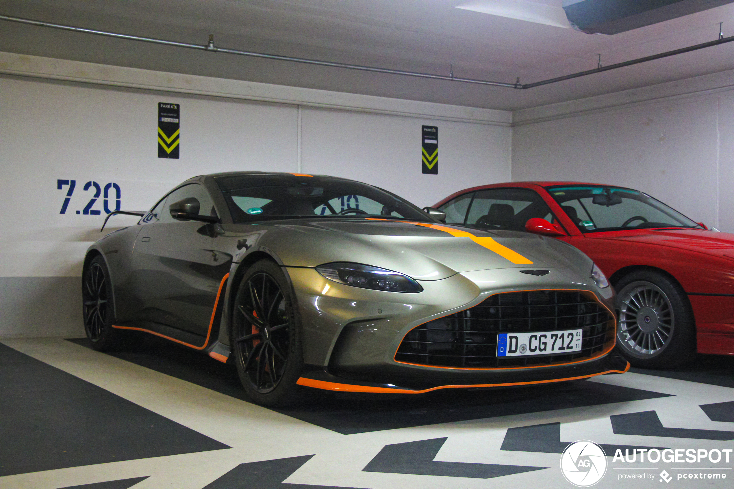 Aston Martin V12 Vantage 2023