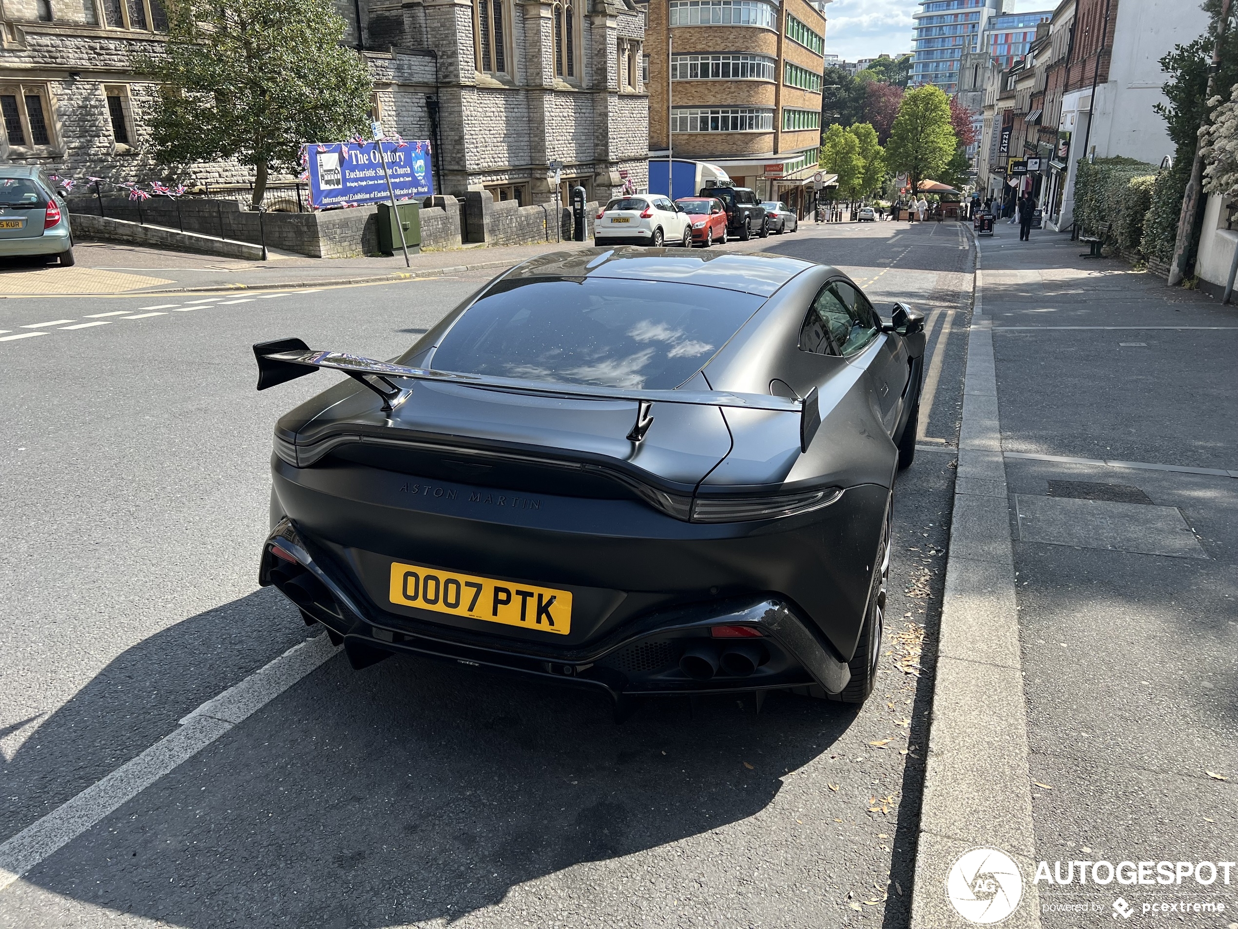 Aston Martin V8 Vantage Formula 1 Edition