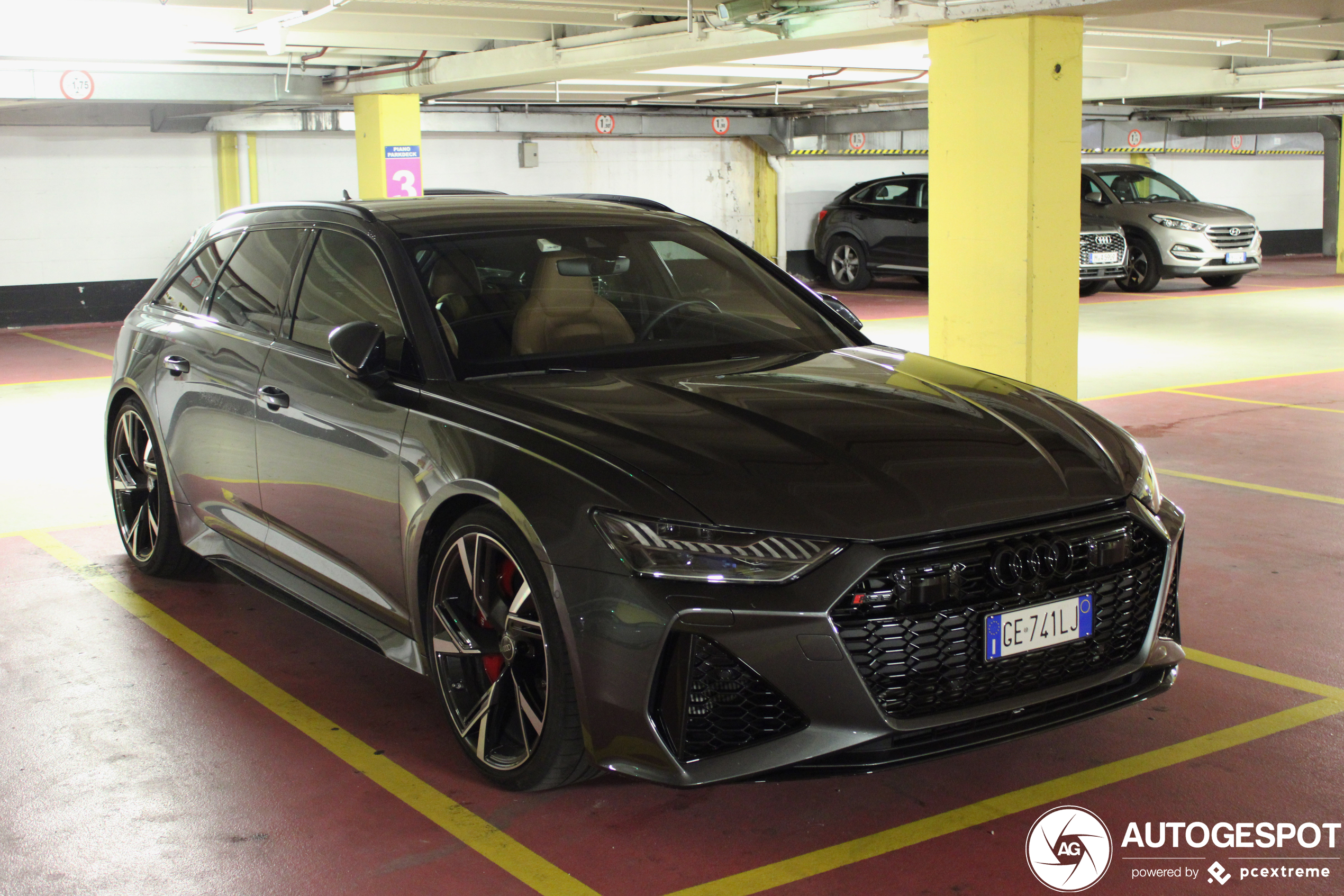 Audi RS6 Avant C8