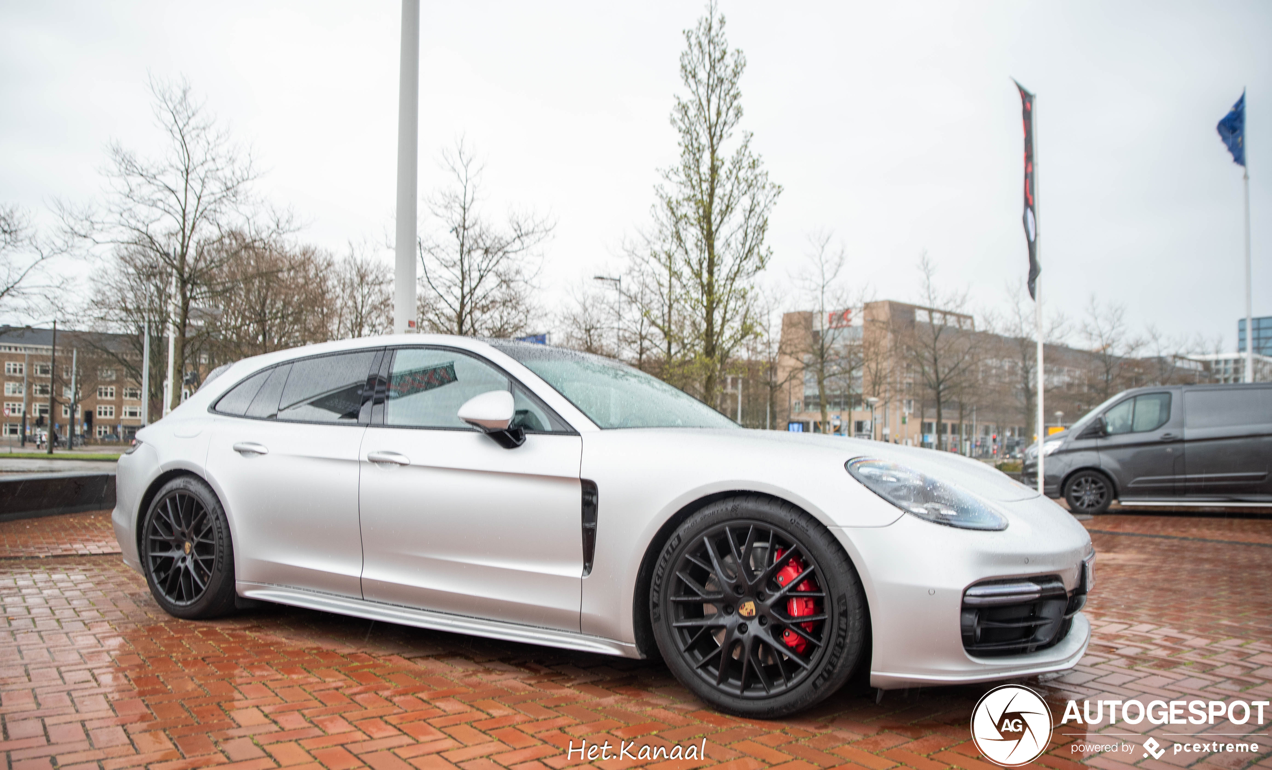 Porsche 971 Panamera GTS Sport Turismo