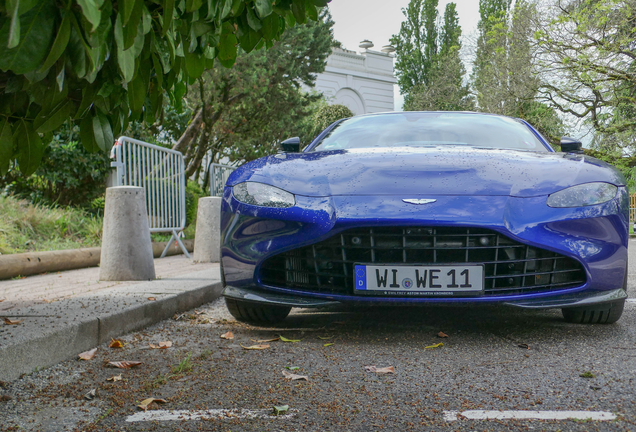 Aston Martin V8 Vantage 2018