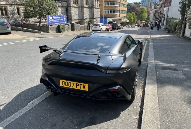 Aston Martin V8 Vantage Formula 1 Edition