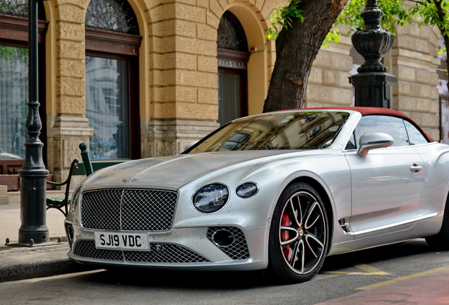 Bentley Continental GTC 2019