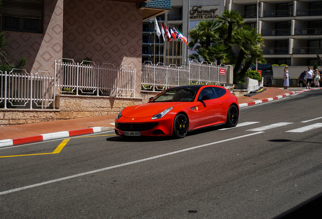 Ferrari FF