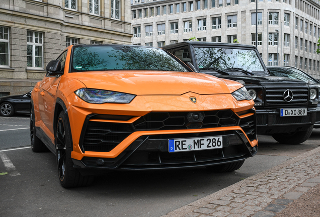 Lamborghini Urus