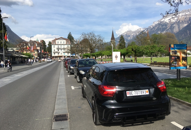 Mercedes-AMG A 45 W176 2015