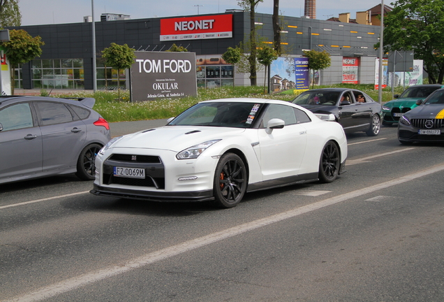 Nissan GT-R 2014