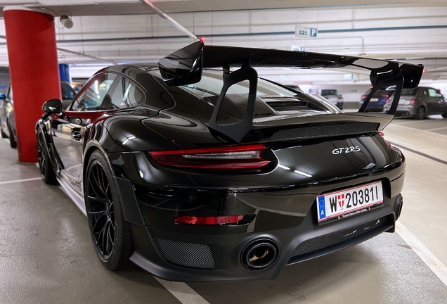 Porsche 991 GT2 RS Weissach Package