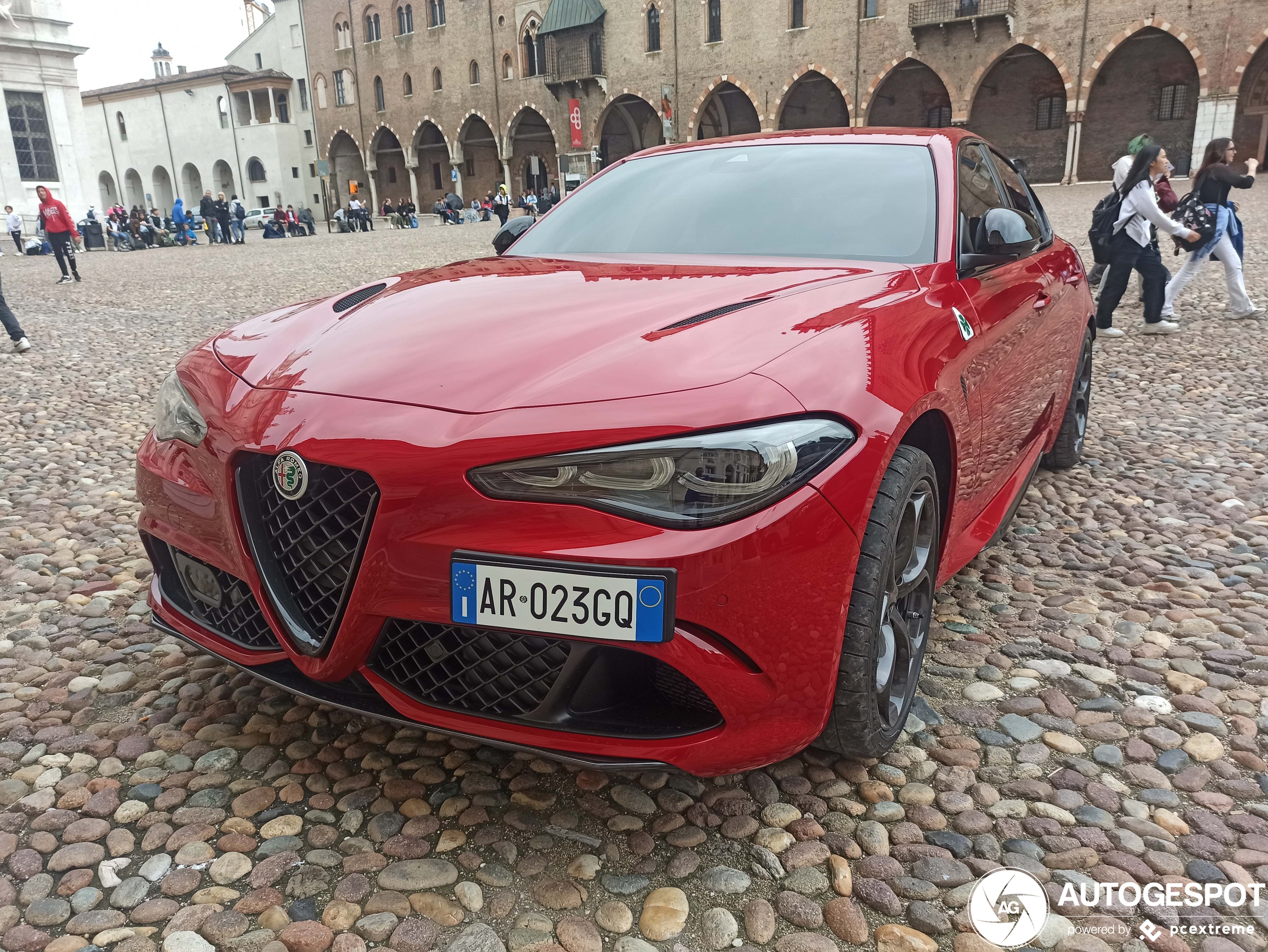 Alfa Romeo Giulia Quadrifoglio 2023