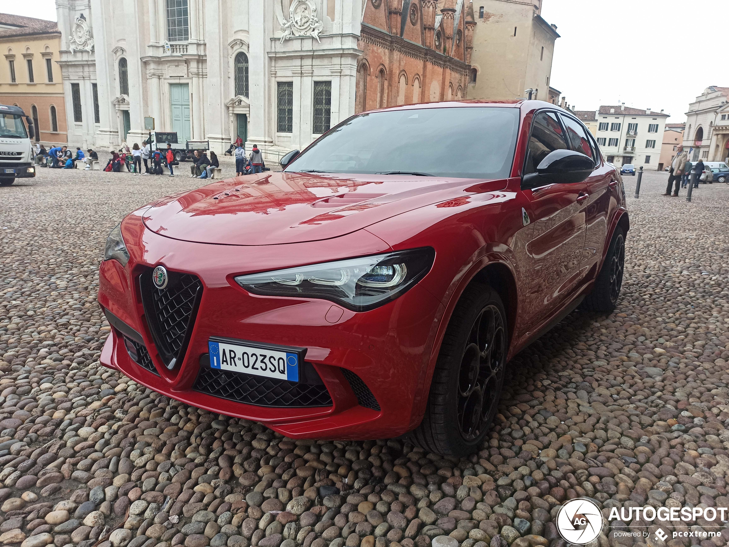 Alfa Romeo Stelvio Quadrifoglio 2023