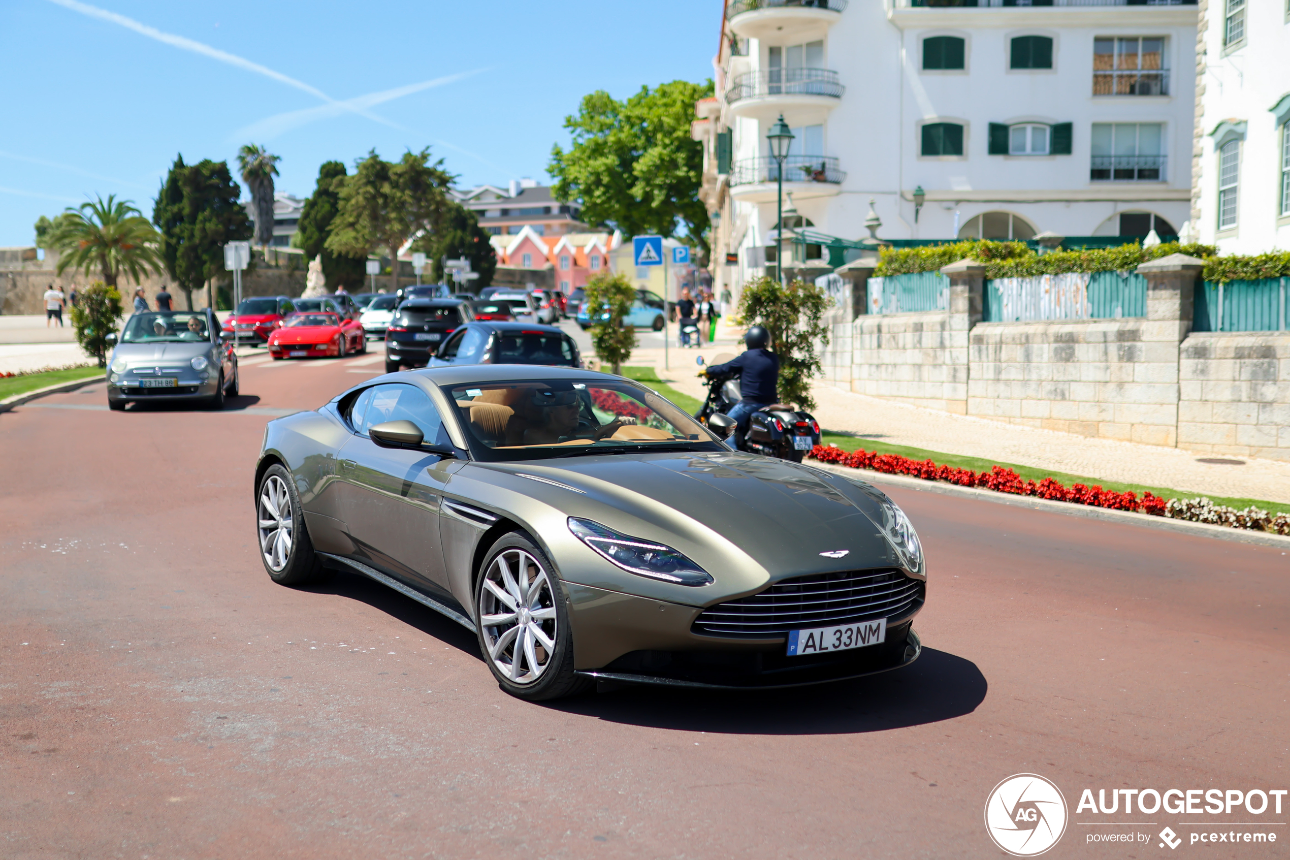 Aston Martin DB11 V8