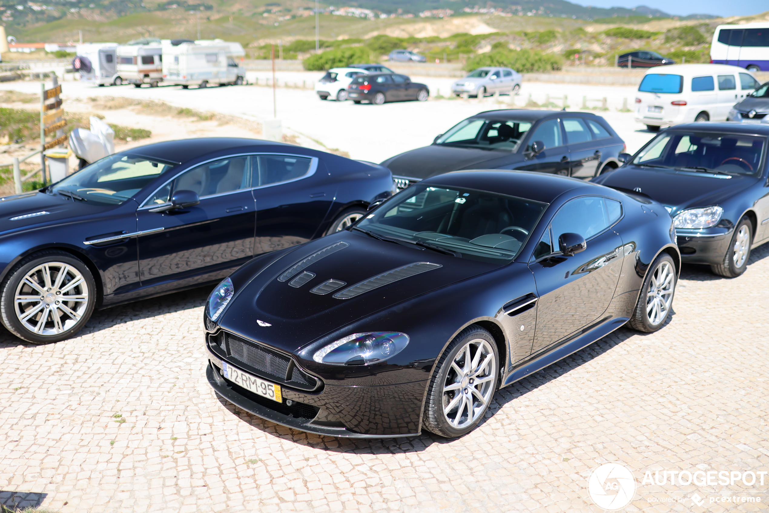 Aston Martin V12 Vantage S