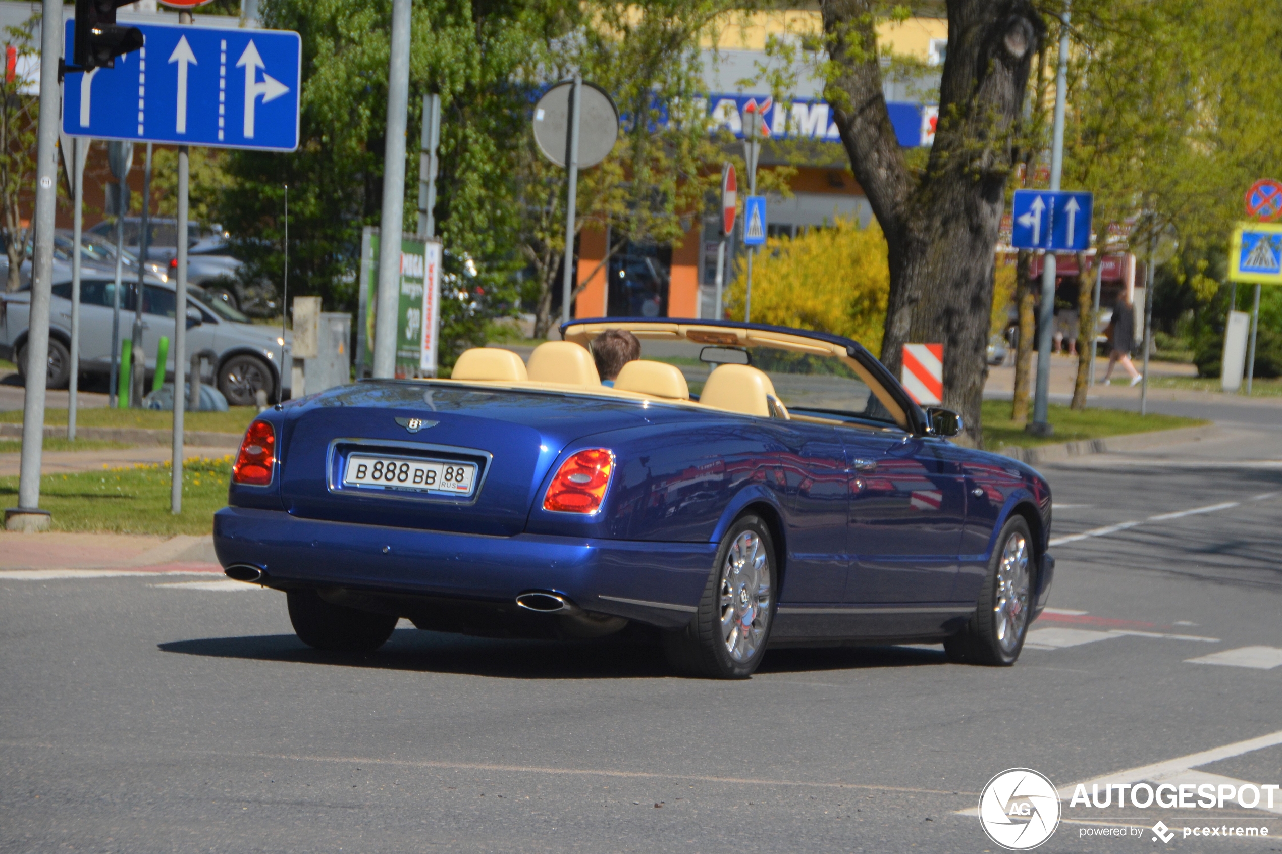 Bentley Azure 2006