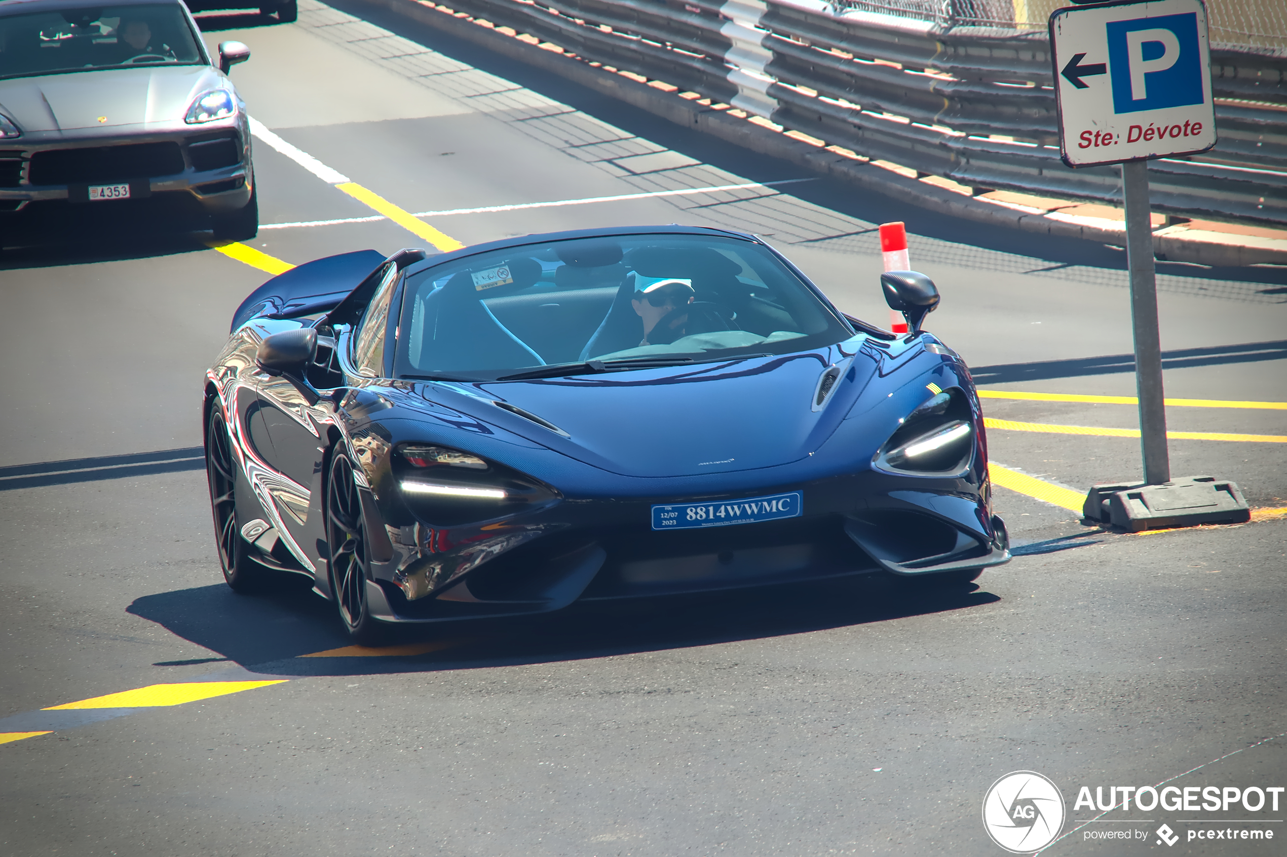 McLaren 765LT Spider