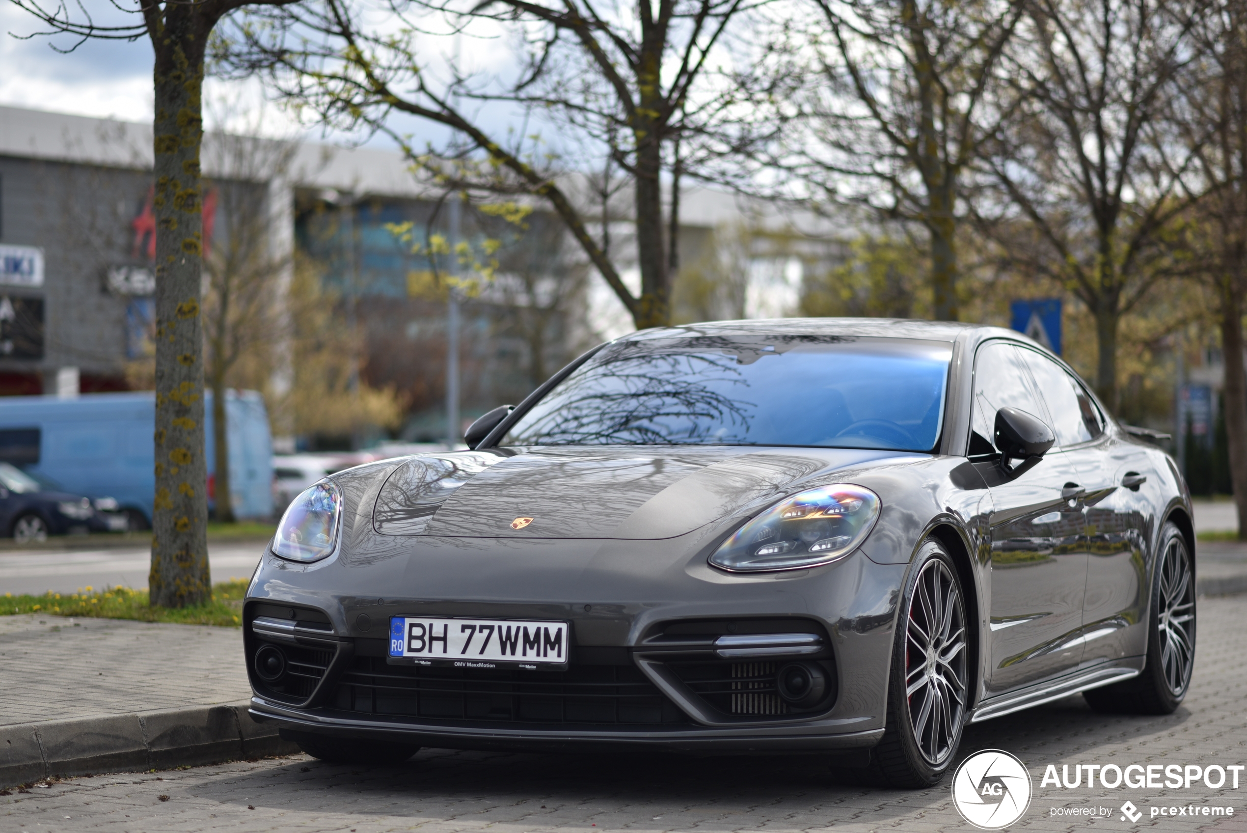 Porsche 971 Panamera Turbo