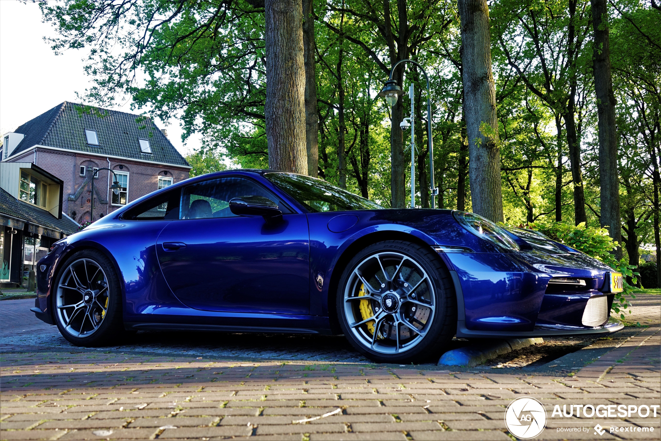 Porsche 992 GT3 Touring