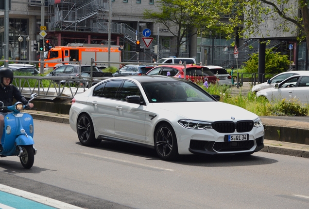 BMW M5 F90