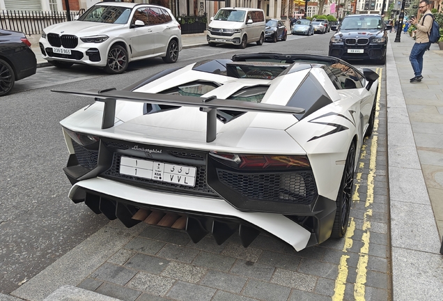 Lamborghini Aventador LP750-4 SuperVeloce Roadster