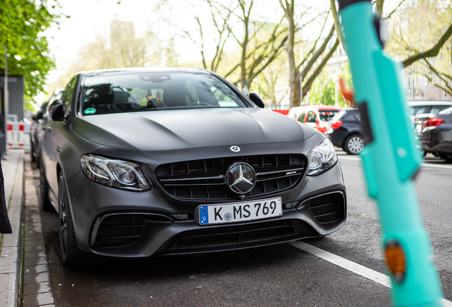 Mercedes-AMG E 63 S W213