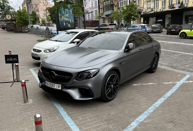 Mercedes-AMG E 63 S W213 Edition 1