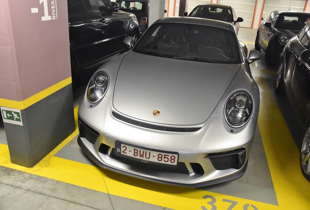 Porsche 991 GT3 Touring