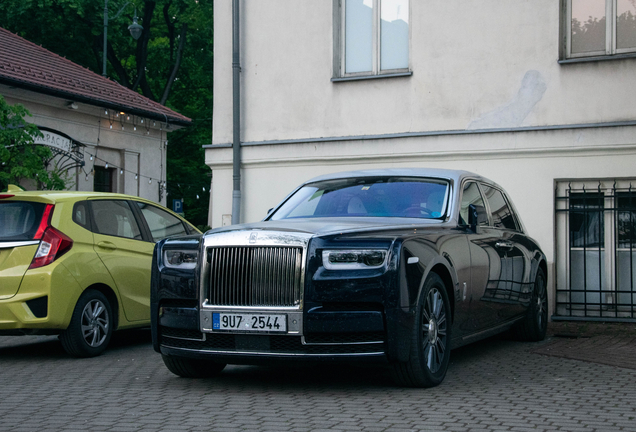 Rolls-Royce Phantom VIII EWB