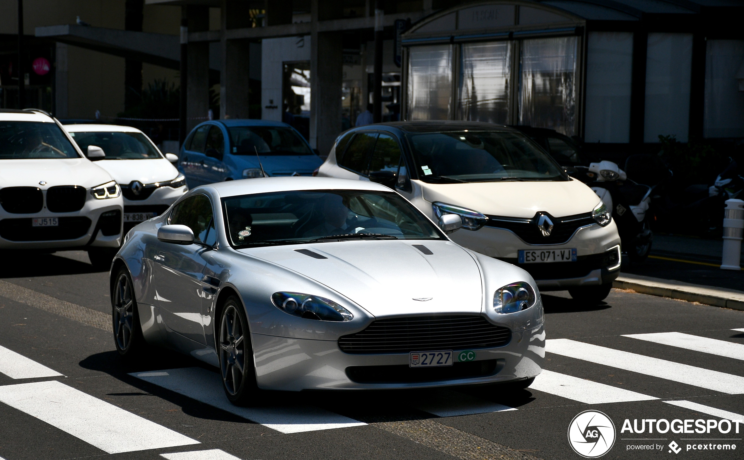 Aston Martin V8 Vantage