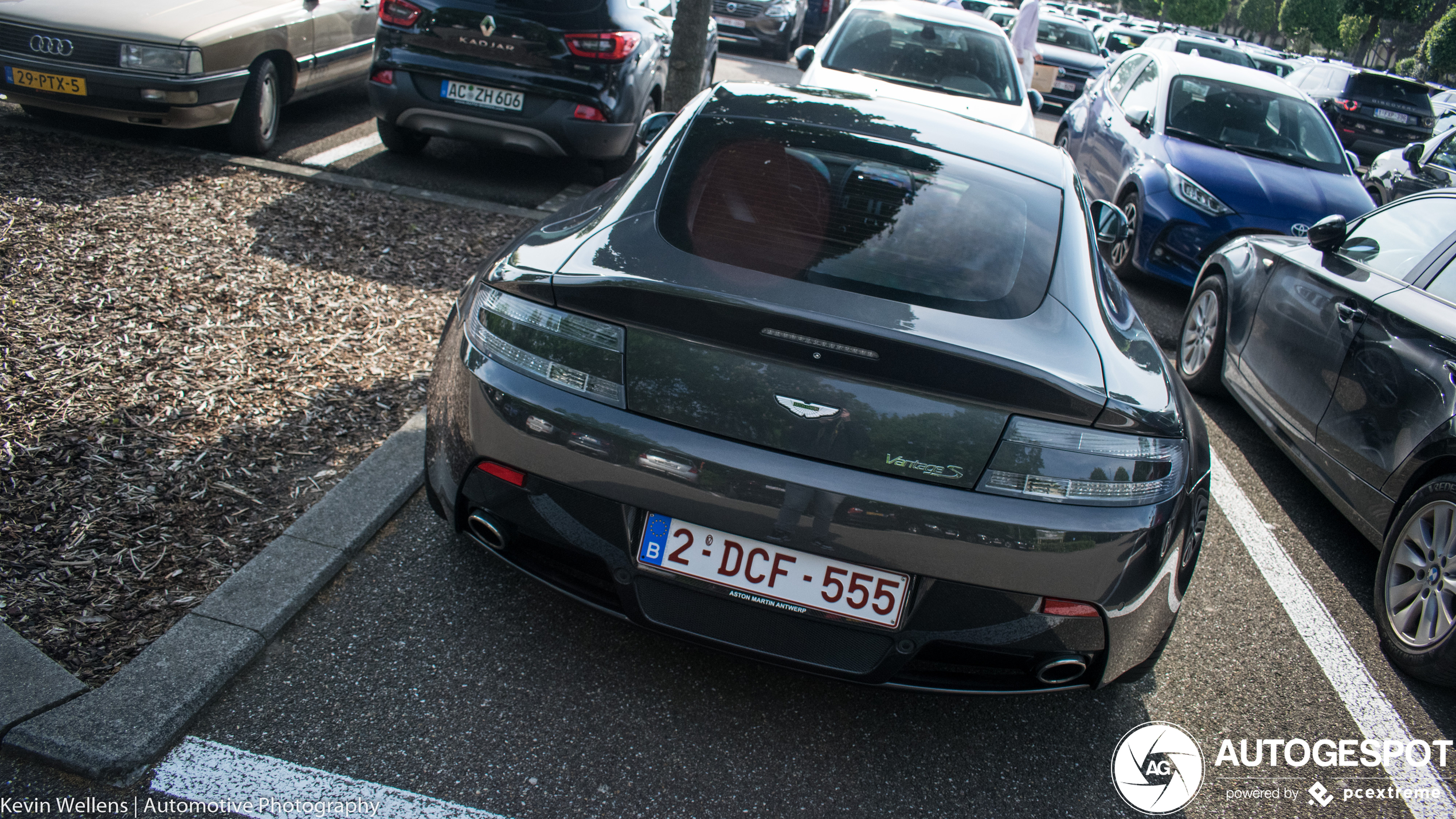 Aston Martin V8 Vantage S