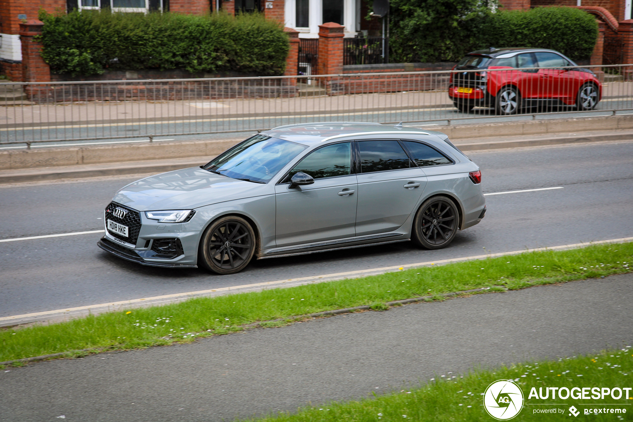 Audi RS4 Avant B9