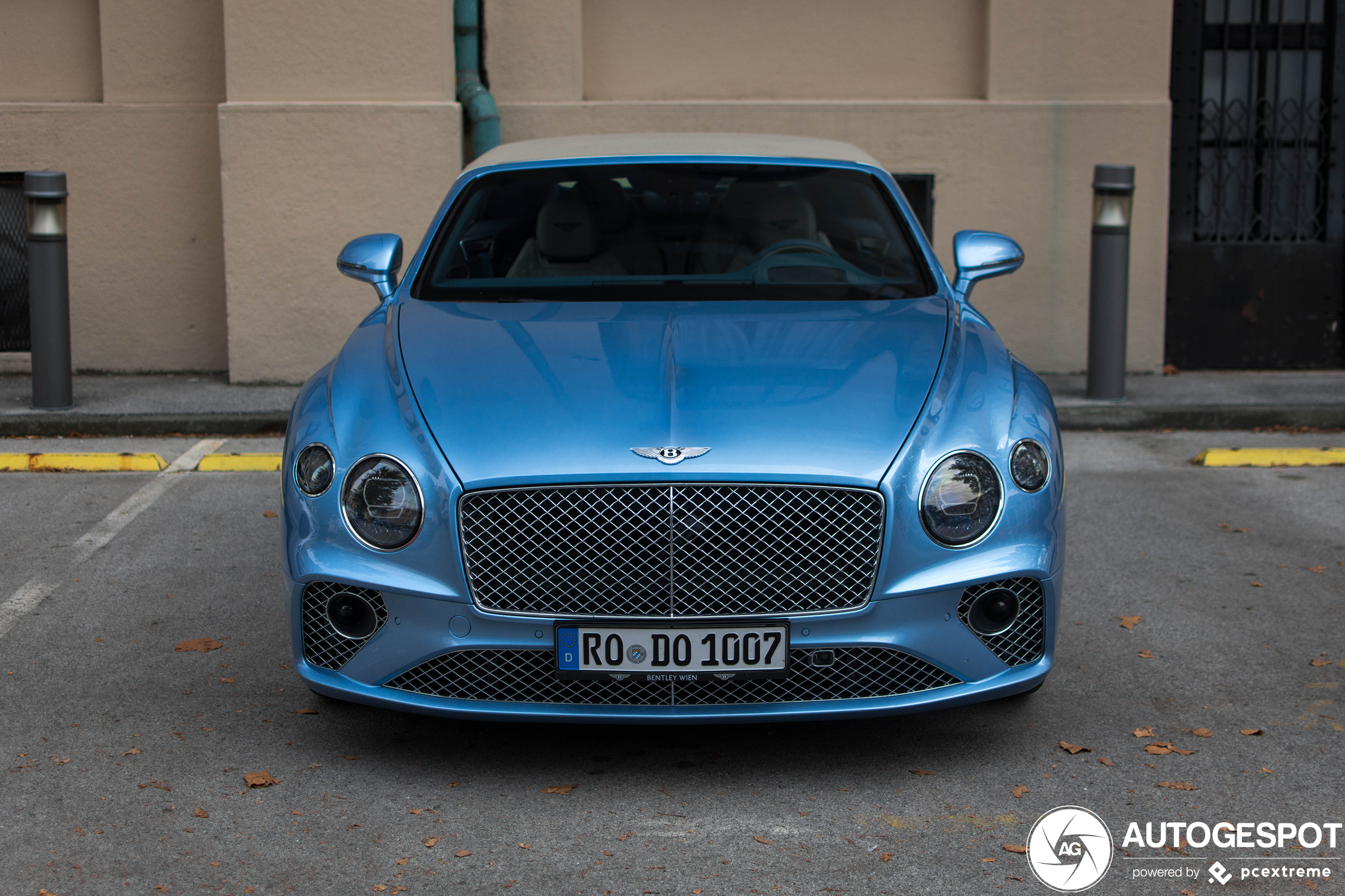 Bentley Continental GTC V8 2020