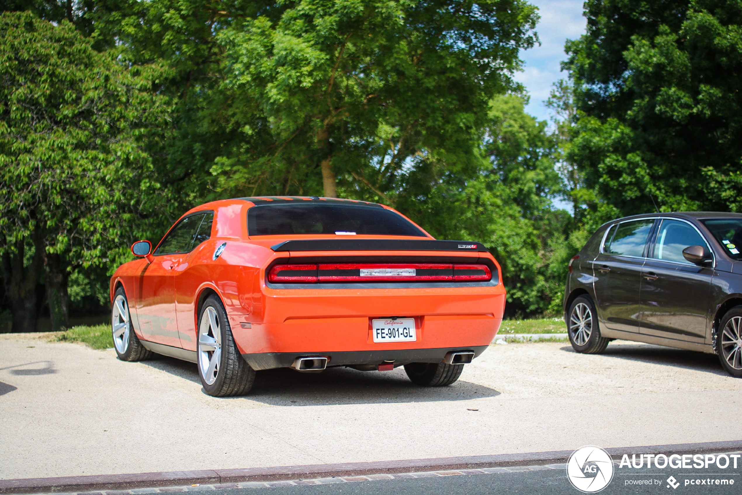 Dodge Challenger SRT-8