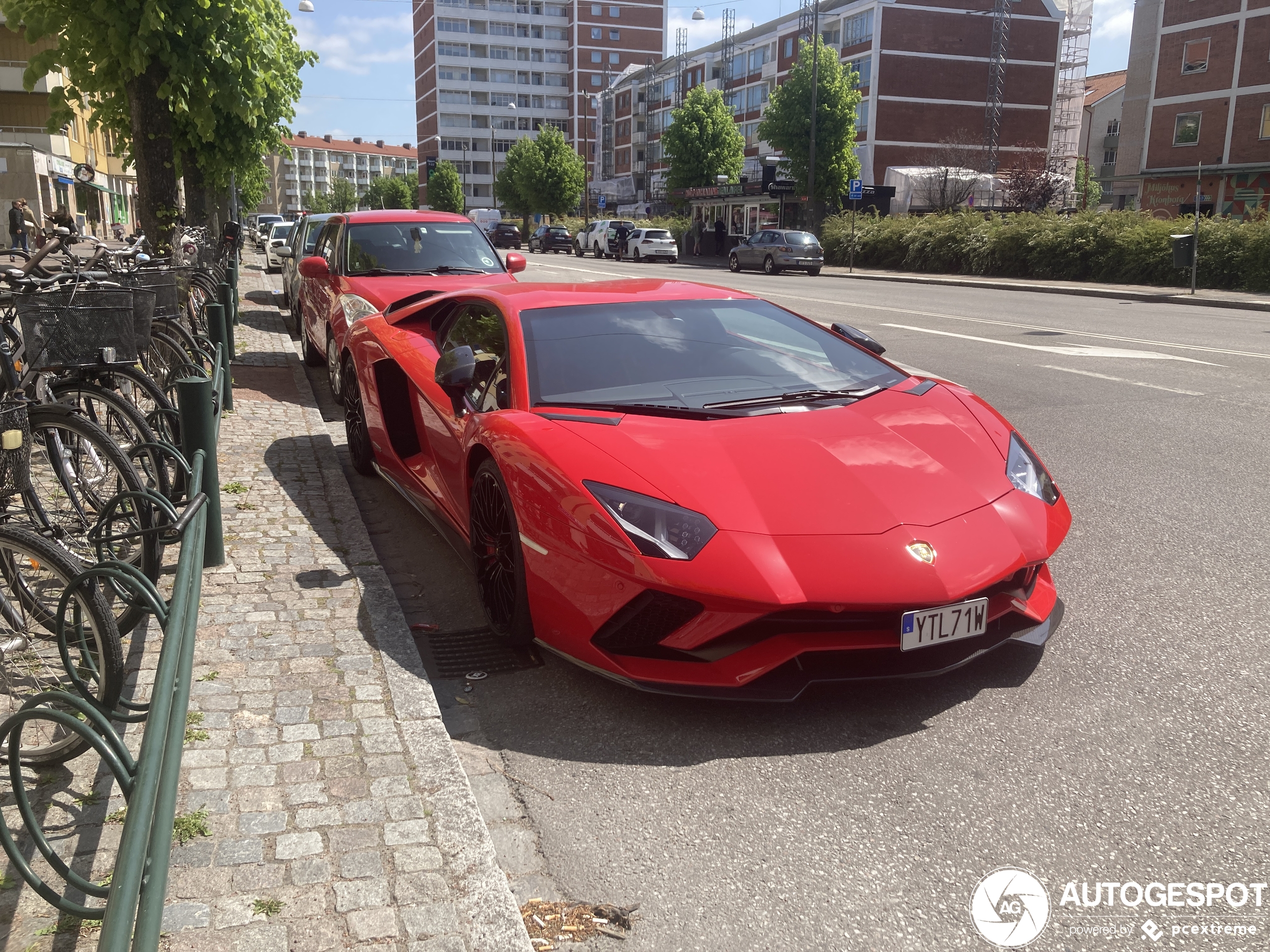 Lamborghini Aventador S LP740-4