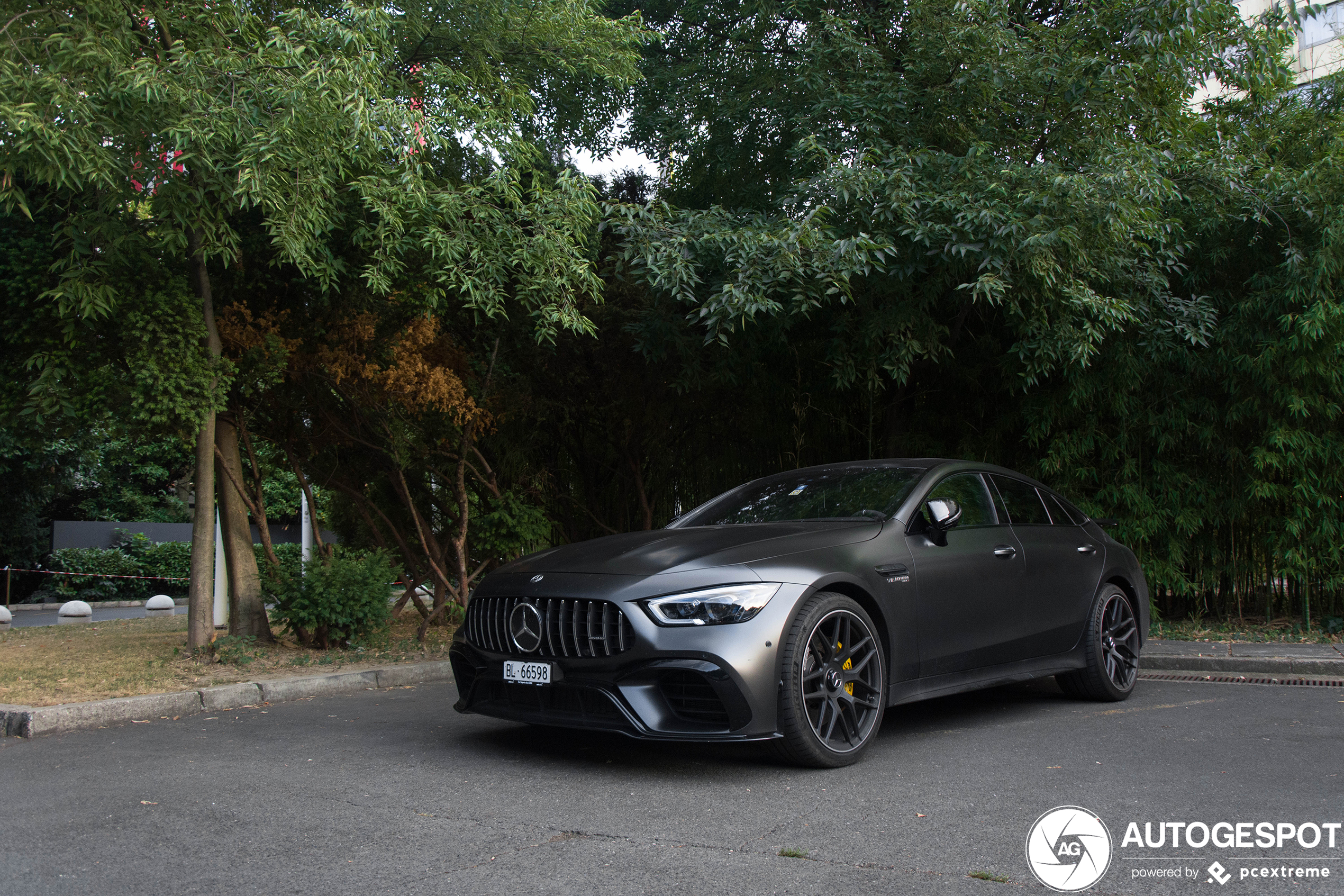 Mercedes-AMG GT 63 S X290