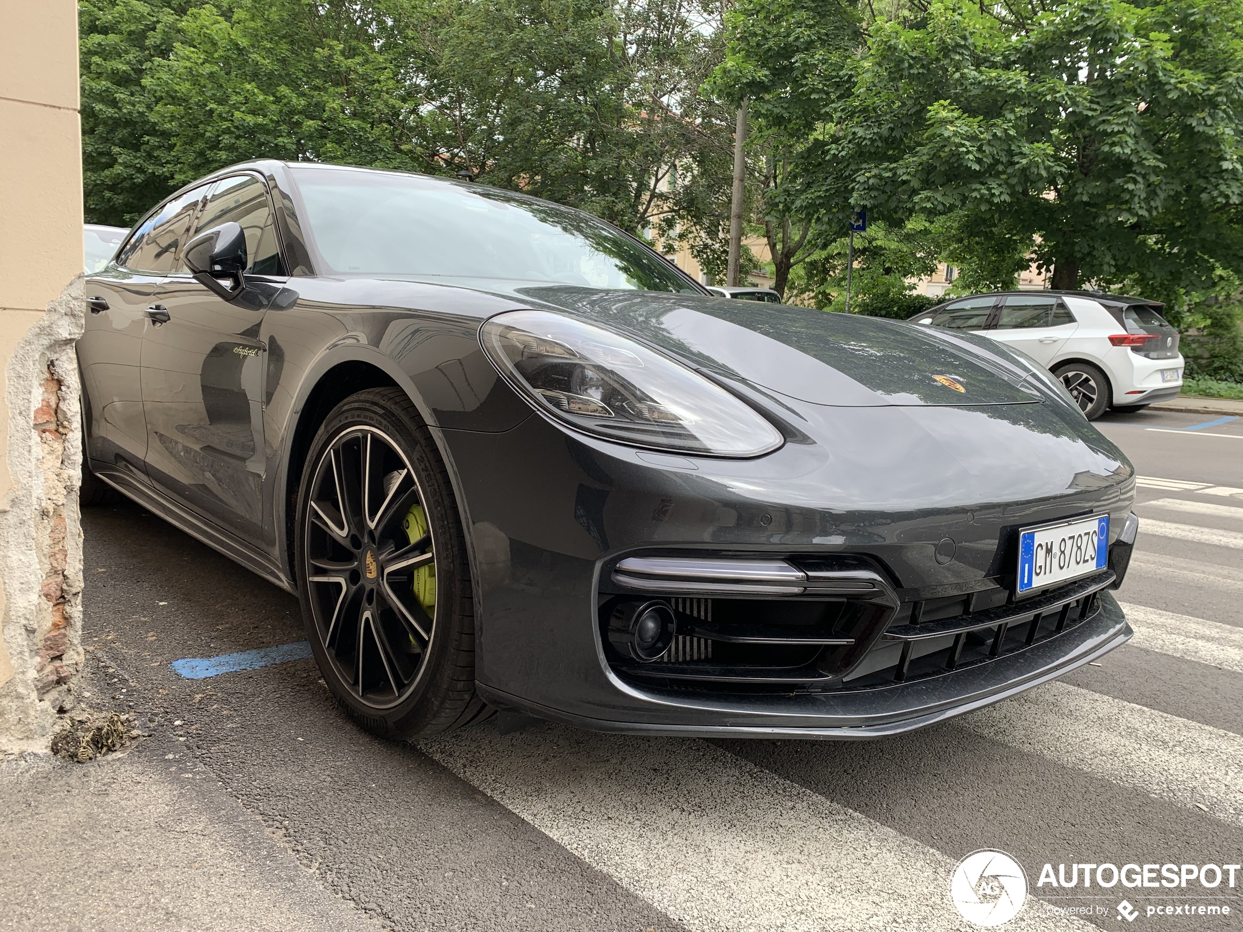 Porsche 971 Panamera Turbo S E-Hybrid Sport Turismo