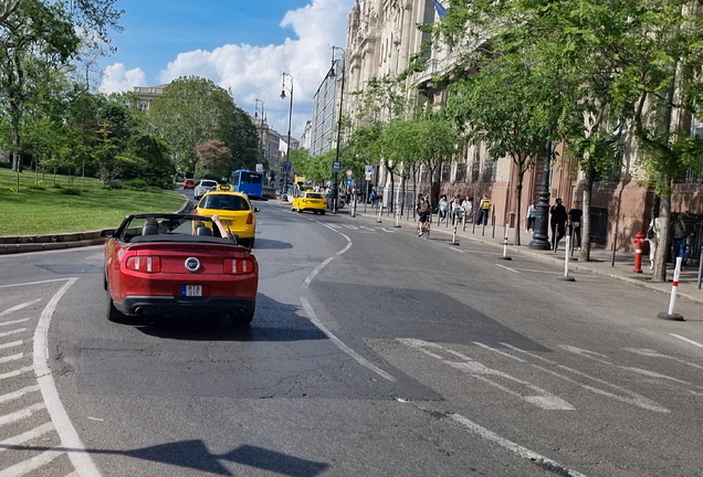 Ford Mustang GT Convertible 2011