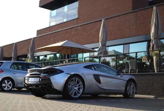 McLaren 570GT