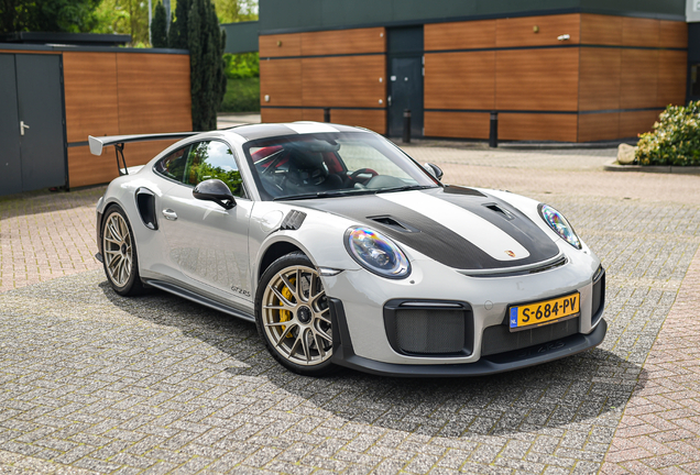 Porsche 991 GT2 RS Weissach Package